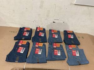 lot 357 image: Lot of 8 Size Youth 16 Levi Jeans