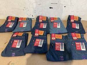 lot 362 image: Lot of 9 Size Youth 10 Levi Jeans
