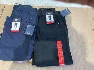 lot 371 image: Lot of 3 Size Womens 2 Gap Pants