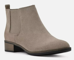 lot 211 image: Womens White Mountain Caching Ankle Boots Taupe Suede
