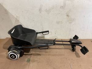 lot 173 image: Crush Light-Up JetKart  Hoverboard