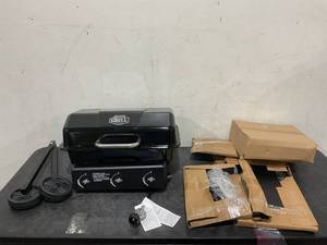 lot 9 image: Expert Grill 3 Burner Propane Gas Grill