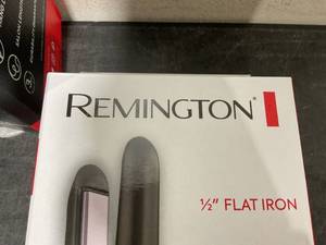 lot 521 image: SET OF 3 Remington Hot Tools For Hair