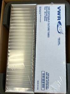 lot 25 image: Approx 500 - VWR Disposable Culture Tubes Size 20 x 150mm Made In USA VERY FRAGILE