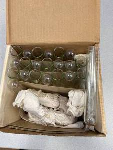 lot 34 image: 22 - 25x100mm Merco Brand Test Tubes