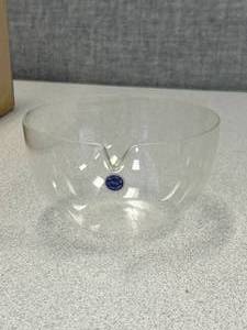 lot 46 image: 14 - MADE IN GERMANY 350ml Evaporating Dishes, No Shipping
