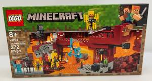 lot 58 image: 2019 LEGO (21154) Minecraft The Blaze Bridge (NIB)