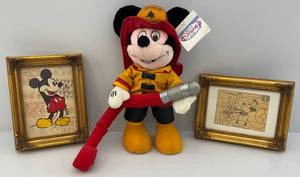 lot 59 image: Misc. Vintage Mickey Mouse Items