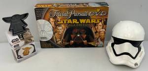 lot 76 image: Misc. Vintage Star Wars Items