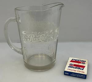 lot 80 image: Vintage PEPSI COLA Gass Pitcher & Playing Cards