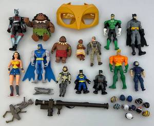 lot 82 image: Misc. Vintage Miniature Action Figures & More