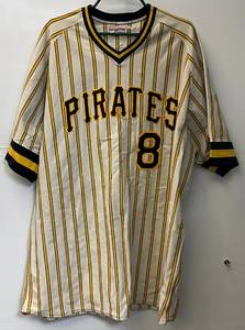 lot 85 image: Vintage Mitchell & Ness Cooperstown Collection PIRATES 8 Stargell Jersey Size