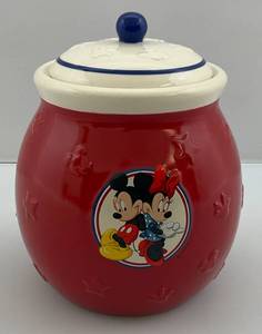 lot 101 image: Vintage Disney Mickey & Minnie Cookie Jar 6 x 7 Tall