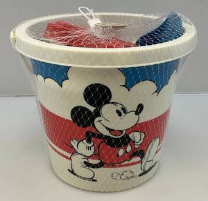 lot 102 image: Vintage Mickey & Minne Mouse Sand Pail (NEW Original Packaging)