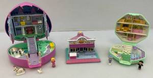 lot 170 image: Misc. Vintage Polly Pockets