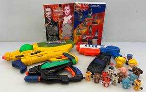 lot 181 image: Misc. Vintage Toys