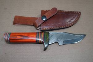 lot 13 image: Custom Damascus Style Blade Hunting Knife with Leather Sheath