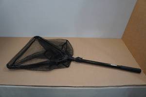 lot 74 image: Frabill FoldingExtending Fishing Net - 38-56