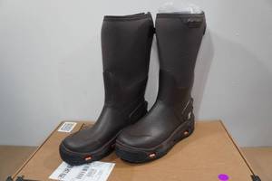lot 97 image: Korkers Neo Storm Boots - Mens 11