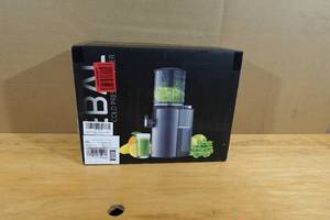 lot 3 image: Tebal Cold Press Juicer with Extra Large Feed Chute