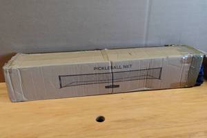 lot 98 image: Flybold Pickleball Net
