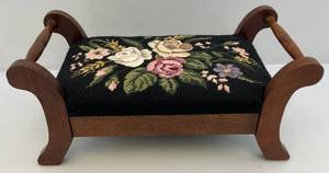 lot 27 image: Vintage Needle Point Small Childs Bench 18 L x 9 W x 8 T