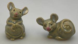 lot 31 image: Vintage Rosemeade Mice With Foil Label