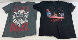 lot 65 image: Misc. Vintage Band T-Shirts Guns & Roses M & Queen L