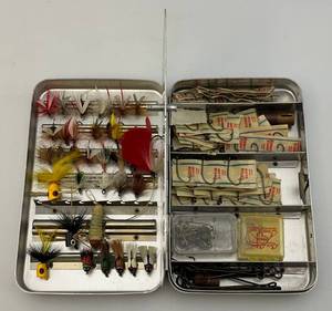 lot 183 image: Vintage Fishing Flies In Holder
