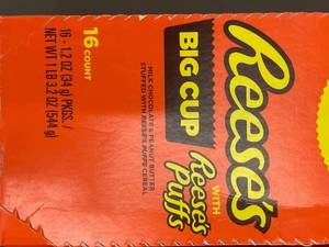 Reeses Big Cup with Puffs 2 Boxes of 16        IA 2