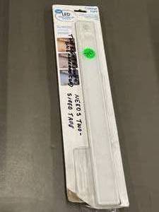 lot 87 image: Great Value LED 16-Inch Cabinet Light and 18 PCS 11W Bulbs