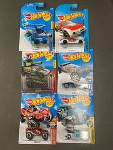 lot 142 image: Lot of 7 New Hot Wheels Cars - Various Models