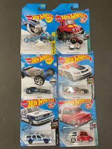 lot 144 image: Hot Wheels Collectible Cars Lot of 8 - Various Models