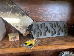 Bread box, cake pan, state plates and more
