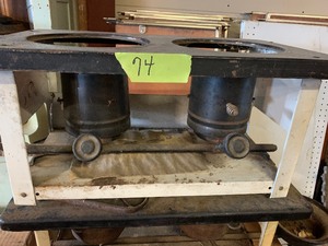Gas cook tops and cast iron pan