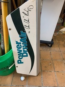 Oars, hockey sticks, golf adv.