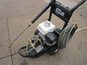 lot 52 image: No. Star Pressure Washer