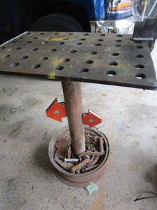 lot 62 image: Welding Table