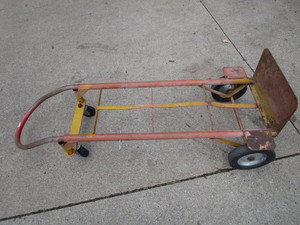 lot 88 image: Hand Truck