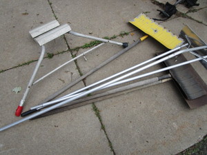 lot 91 image: Roof Rake, Shovels