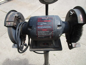 lot 104 image: Craftsman Double Wheel Grinder