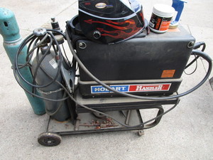 lot 107 image: Hobart MIG Welder