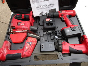 lot 109 image: MIT 18V Tool Package