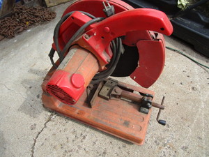 lot 115 image: Cutoff Saw 14