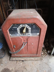 lot 118 image: Lincoln Arc Welder