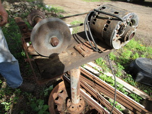 lot 130 image: Double Wheel Grinder