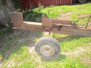 lot 18 image: Trailer Wood Splitter