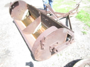 lot 186 image: Tumble Bug