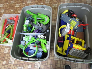 lot 202 image: Hot Wheels Play sets