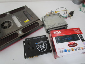 lot 216 image: Audio - Boss, Pioneer